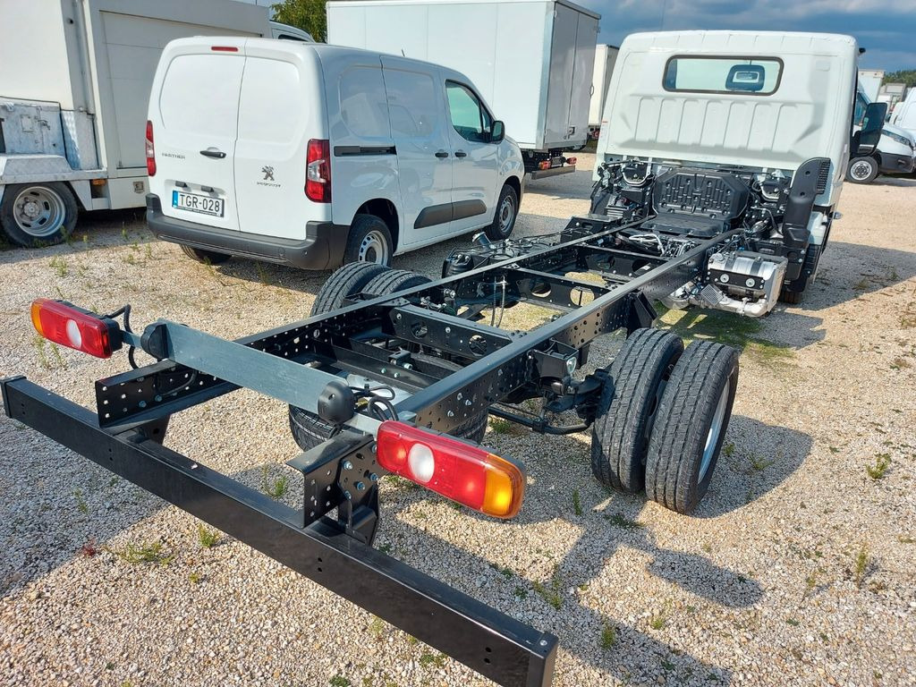 Mitsubishi Canter Fuso Fahrgestell mit wählbar Aufbau - Вантажівка шасі: фото 3 Mitsubishi Canter Fuso Fahrgestell mit wählbar Aufbau - Вантажівка шасі: фото 3