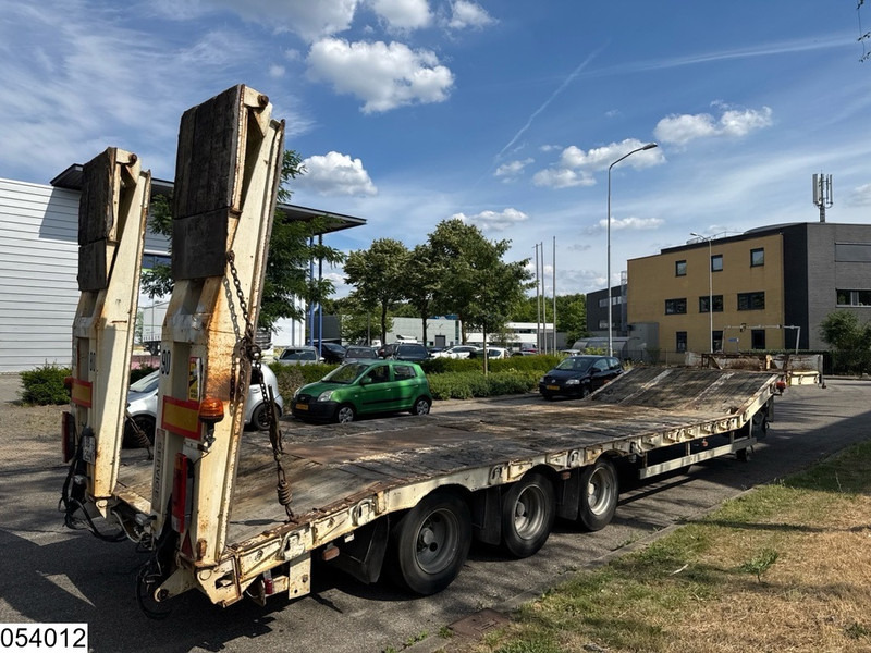 ACTM Lowbed 38.000 KG, Steel suspension - Низькорамна платформа напівпричіп: фото 3 ACTM Lowbed 38.000 KG, Steel suspension - Низькорамна платформа напівпричіп: фото 3