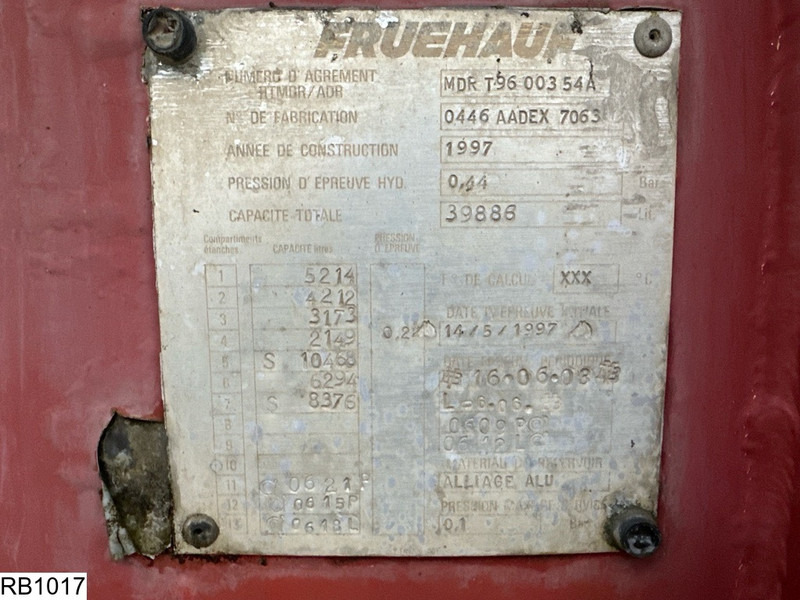 Fruehauf Fuel 39886 Liter, 7 Compartments - Напівпричіп цистерна: фото 4 Fruehauf Fuel 39886 Liter, 7 Compartments - Напівпричіп цистерна: фото 4