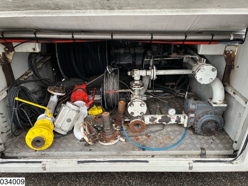 Guhur Gas 49300 liter, LPG GPL Butane gas, 1 Comp - Напівпричіп цистерна: фото 4 Guhur Gas 49300 liter, LPG GPL Butane gas, 1 Comp - Напівпричіп цистерна: фото 4