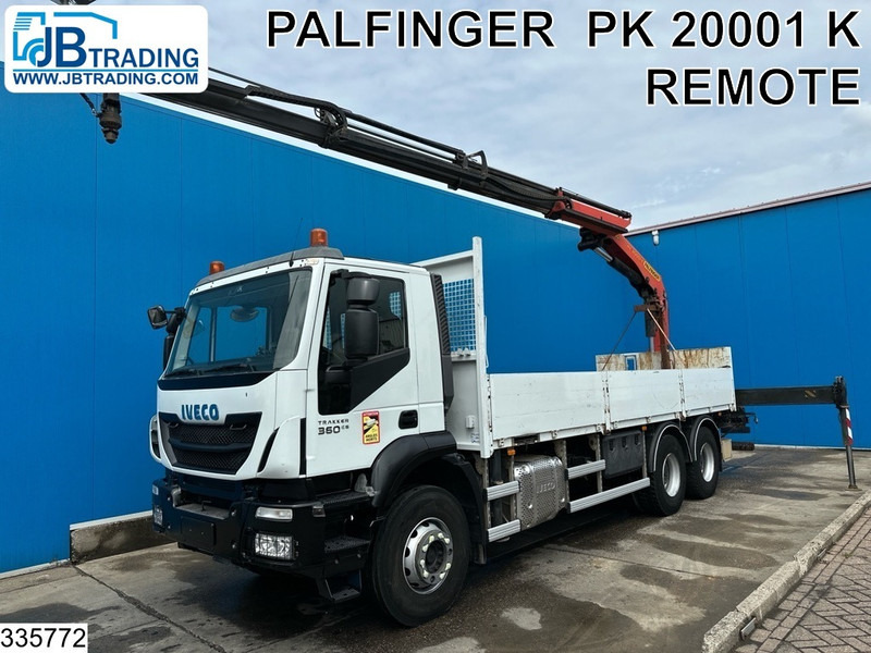 Iveco Trakker 360 6X4, EURO 6, Palfinger, Retarder, Steel suspension - Бортова вантажівка/ Платформа, Вантажівка з маніпулятором: фото 1 Iveco Trakker 360 6X4, EURO 6, Palfinger, Retarder, Steel suspension - Бортова вантажівка/ Платформа, Вантажівка з маніпулятором: фото 1