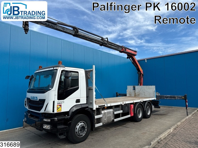 Iveco Trakker 360 6x4, EURO 6, Palfinger, Remote - Бортова вантажівка/ Платформа, Вантажівка з маніпулятором: фото 1 Iveco Trakker 360 6x4, EURO 6, Palfinger, Remote - Бортова вантажівка/ Платформа, Вантажівка з маніпулятором: фото 1