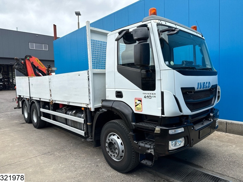 Iveco Trakker 410 6X4, EURO 6, Palfinger, Retarder, Steel suspension - Бортова вантажівка/ Платформа, Вантажівка з маніпулятором: фото 3 Iveco Trakker 410 6X4, EURO 6, Palfinger, Retarder, Steel suspension - Бортова вантажівка/ Платформа, Вантажівка з маніпулятором: фото 3