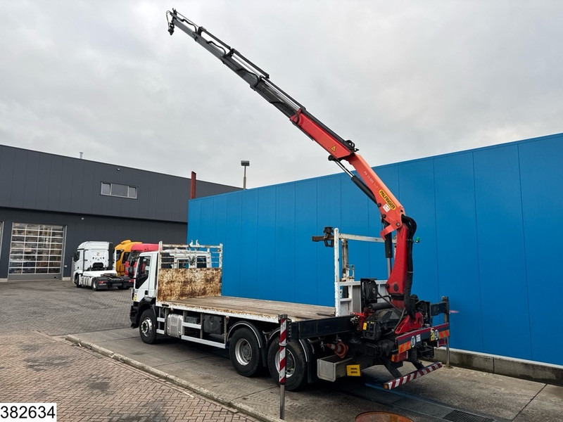 Iveco Trakker 410 6x4, EURO 6, Palfinger, Remote, Steel suspenion - Бортова вантажівка/ Платформа, Вантажівка з маніпулятором: фото 4 Iveco Trakker 410 6x4, EURO 6, Palfinger, Remote, Steel suspenion - Бортова вантажівка/ Платформа, Вантажівка з маніпулятором: фото 4