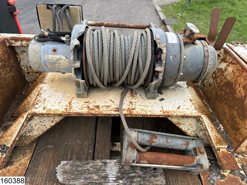 Низькорамна платформа напівпричіп Louault Lowbed 34,000 kg, Steering axle, Hydraulic, Winch: фото 15