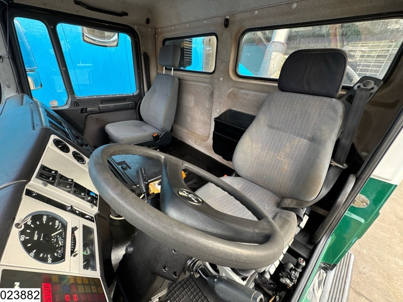 Самоскид вантажівка MAN 37 414 8x4, EURO 2, Manual, Leaf suspension: фото 8