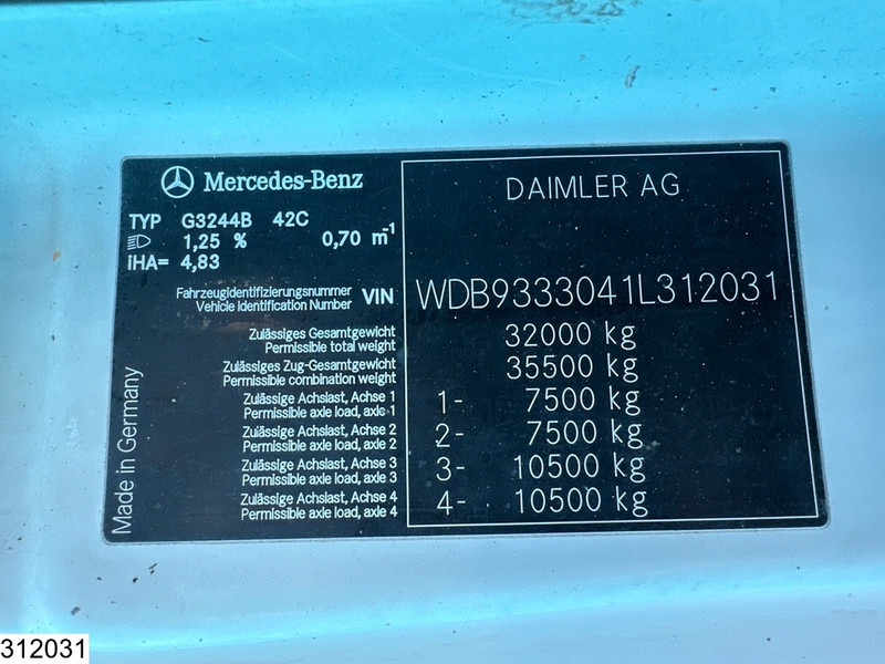 Mercedes-Benz Actros 3244 8x4, PUMI, Putzmeister, 24 MTR, Telligent 16 - Автобетононасос: фото 5 Mercedes-Benz Actros 3244 8x4, PUMI, Putzmeister, 24 MTR, Telligent 16 - Автобетононасос: фото 5