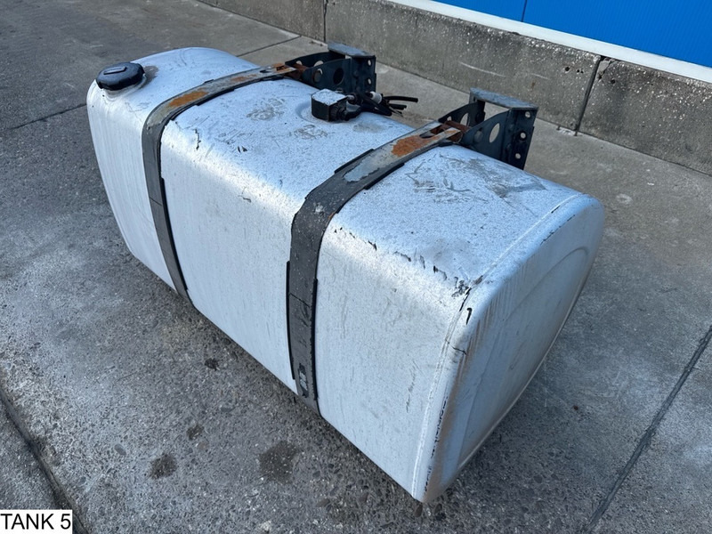 Universeel Brandstoftank - Паливний бак в категорії Вантажівки: фото 2 Universeel Brandstoftank - Паливний бак в категорії Вантажівки: фото 2