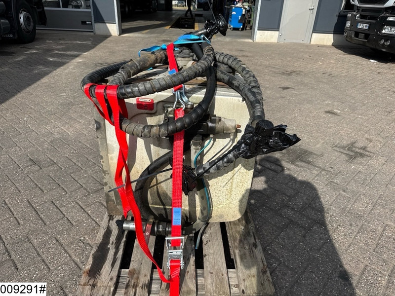 Universeel Pump, tank and hydraulic hoses - Гідравлічний бак в категорії Вантажівки: фото 2 Universeel Pump, tank and hydraulic hoses - Гідравлічний бак в категорії Вантажівки: фото 2