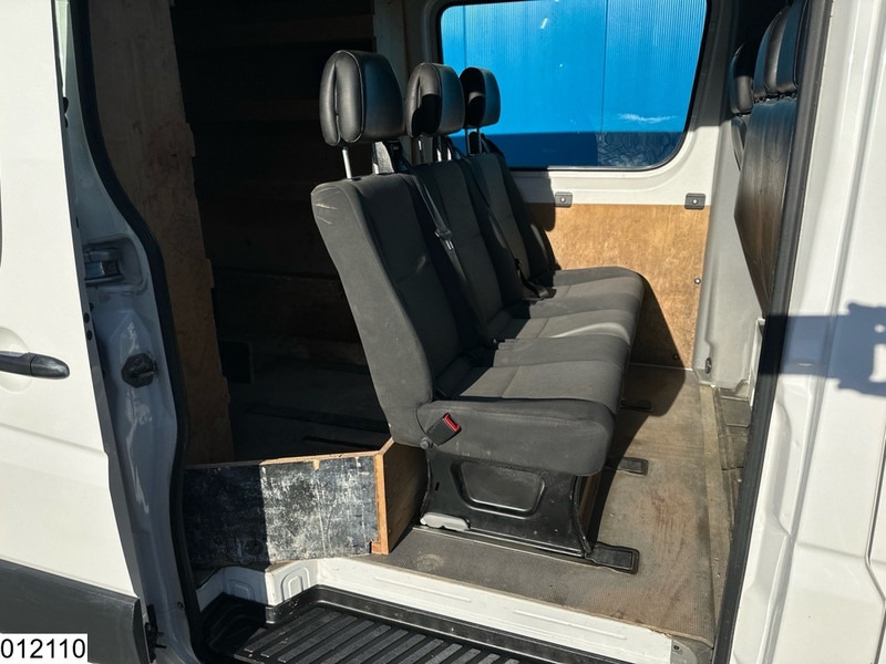 Суцільнометалевий фургон, Вантажопасажирський фургон Volkswagen 2.0 TDI Crafter Double Cabin: фото 9