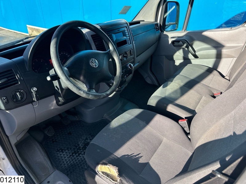 Суцільнометалевий фургон, Вантажопасажирський фургон Volkswagen 2.0 TDI Crafter Double Cabin: фото 8