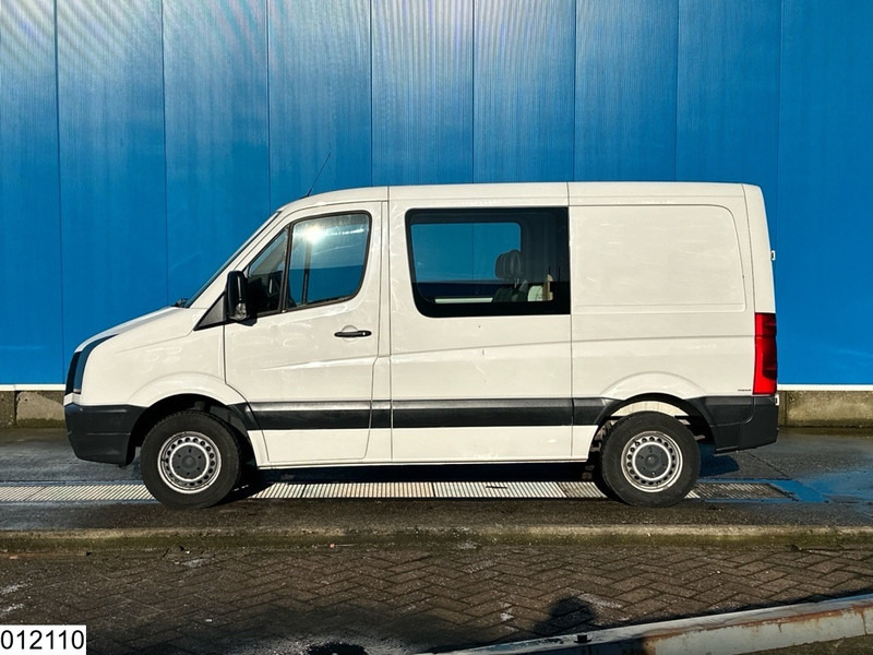 Суцільнометалевий фургон, Вантажопасажирський фургон Volkswagen 2.0 TDI Crafter Double Cabin: фото 13