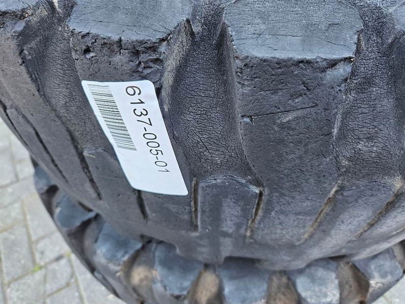 Ahlmann AL95-Titan 12.5/80-18-Tire/Reifen/Band - Шини і диски в категорії Будівельна техніка: фото 2 Ahlmann AL95-Titan 12.5/80-18-Tire/Reifen/Band - Шини і диски в категорії Будівельна техніка: фото 2