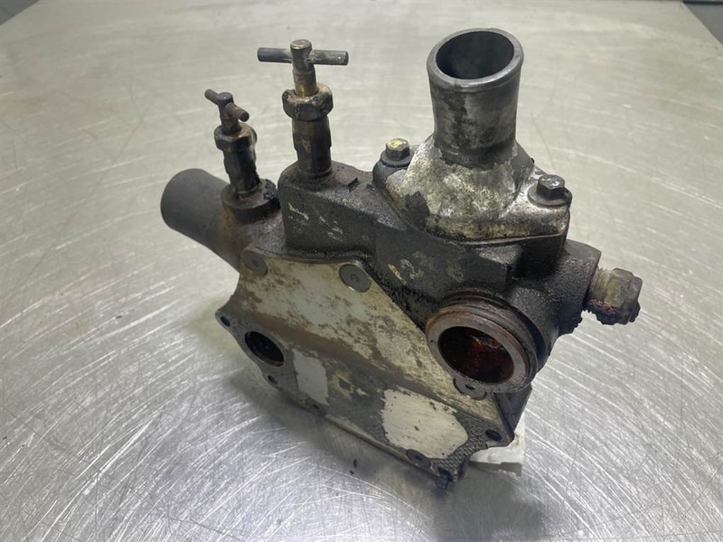 Ahlmann AS900-Cummins B 3.3 T-Coolant pump/Kühlmittelpumpe - Двигун в категорії Будівельна техніка: фото 3 Ahlmann AS900-Cummins B 3.3 T-Coolant pump/Kühlmittelpumpe - Двигун в категорії Будівельна техніка: фото 3