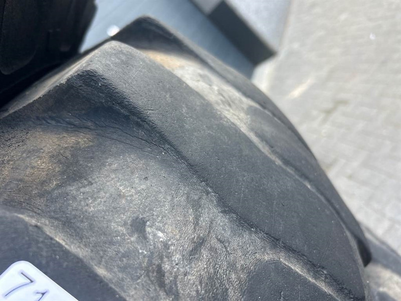 Ahlmann AZ14-CEAT 17.5-25-Tire/Reifen/Band - Шини і диски в категорії Будівельна техніка: фото 2 Ahlmann AZ14-CEAT 17.5-25-Tire/Reifen/Band - Шини і диски в категорії Будівельна техніка: фото 2