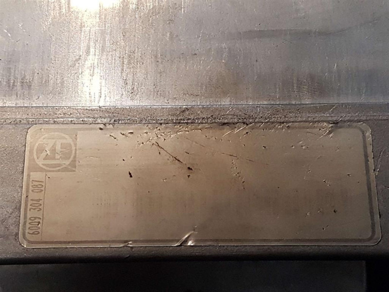 Ahlmann AZ14-ZF 6009304087-Switch kabinet/Schaltschrank - Електрична система в категорії Будівельна техніка: фото 4 Ahlmann AZ14-ZF 6009304087-Switch kabinet/Schaltschrank - Електрична система в категорії Будівельна техніка: фото 4