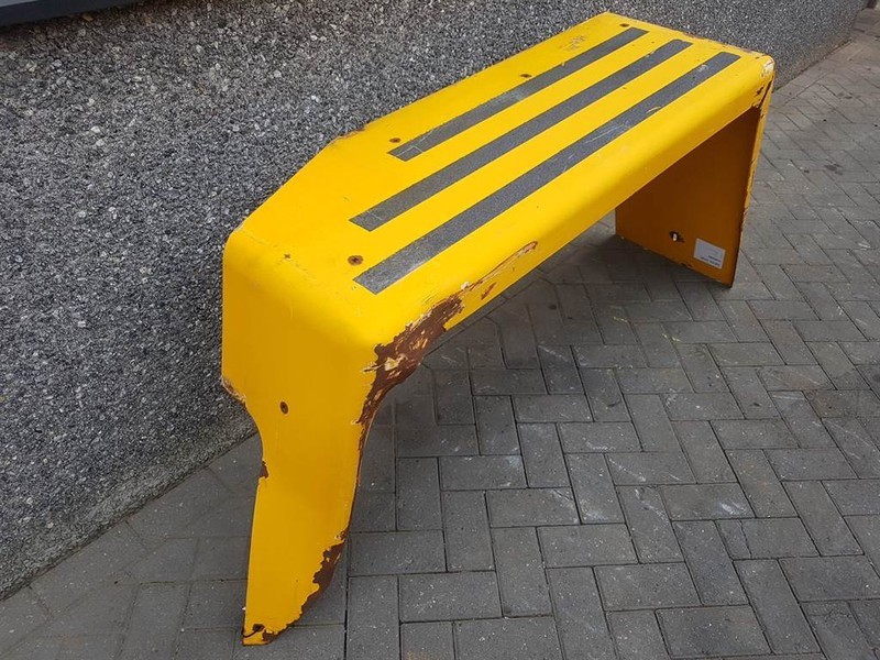 Ahlmann AZ150-4181501A-R/A-Mud guard/Kotfluegel/Spatbord - Крило в категорії Будівельна техніка: фото 2 Ahlmann AZ150-4181501A-R/A-Mud guard/Kotfluegel/Spatbord - Крило в категорії Будівельна техніка: фото 2