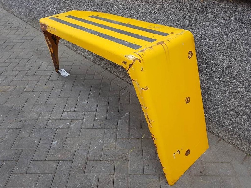 Ahlmann AZ150-4181501A-R/A-Mud guard/Kotfluegel/Spatbord - Крило в категорії Будівельна техніка: фото 3 Ahlmann AZ150-4181501A-R/A-Mud guard/Kotfluegel/Spatbord - Крило в категорії Будівельна техніка: фото 3
