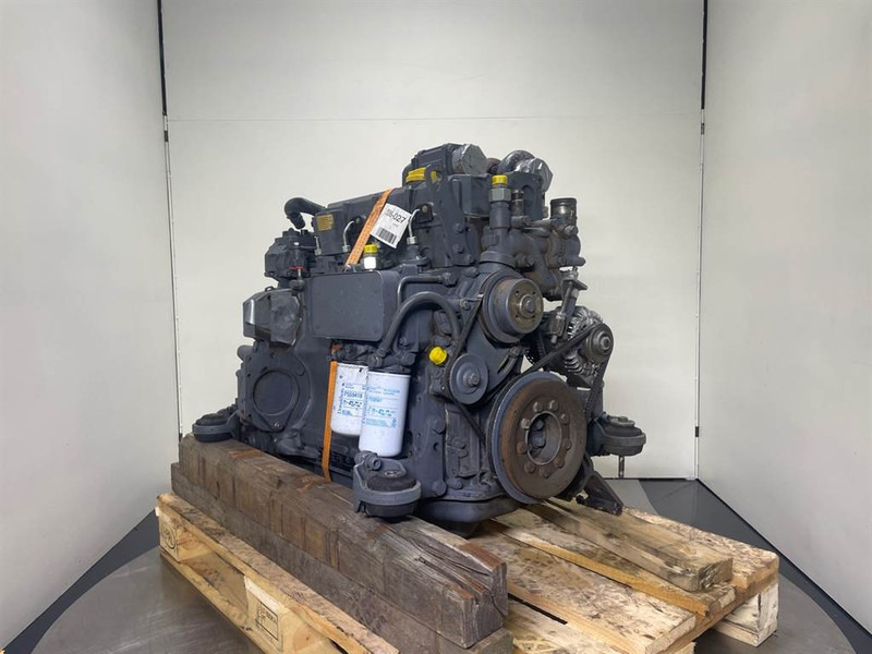Ahlmann AZ150-Deutz BF4M2012C-Engine/Motor - Двигун в категорії Будівельна техніка: фото 3 Ahlmann AZ150-Deutz BF4M2012C-Engine/Motor - Двигун в категорії Будівельна техніка: фото 3