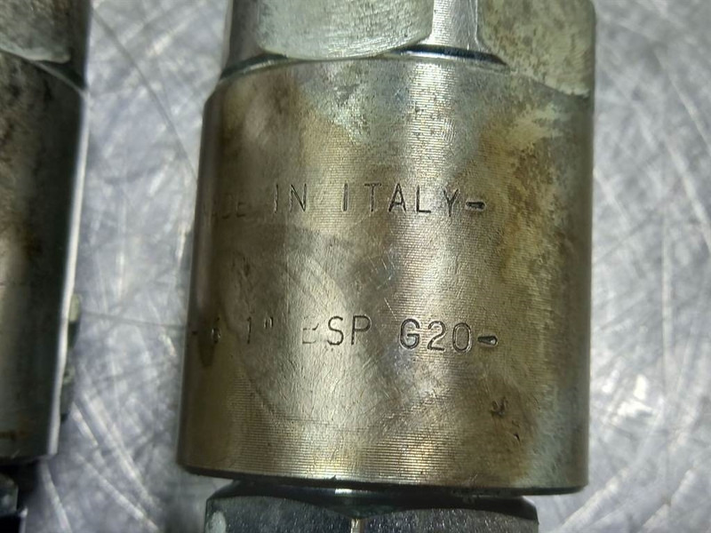 Ahlmann AZ6-4126621C-Rotary coupling/Drehverschraubung - Гідравліка в категорії Будівельна техніка: фото 5 Ahlmann AZ6-4126621C-Rotary coupling/Drehverschraubung - Гідравліка в категорії Будівельна техніка: фото 5