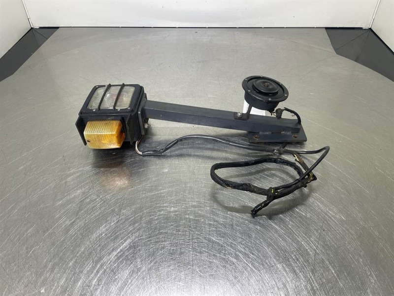 Ahlmann AZ6-4145335O/4193447A-Light/Leuchte/Verlichting - Електрична система в категорії Будівельна техніка: фото 1 Ahlmann AZ6-4145335O/4193447A-Light/Leuchte/Verlichting - Електрична система в категорії Будівельна техніка: фото 1