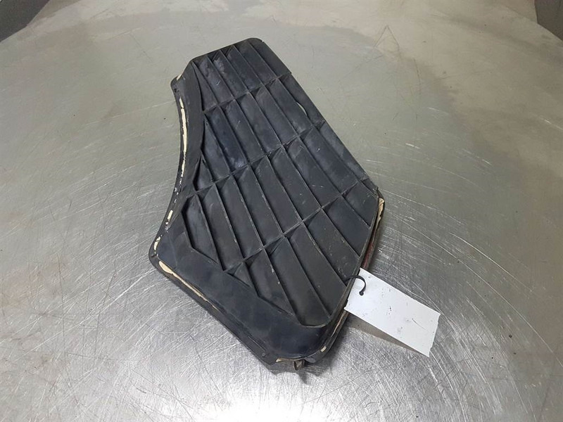 Atlas AR70 - Engine hood/Motorhaube/Luchtrooster - Рама/ Шасі в категорії Будівельна техніка: фото 5 Atlas AR70 - Engine hood/Motorhaube/Luchtrooster - Рама/ Шасі в категорії Будівельна техніка: фото 5