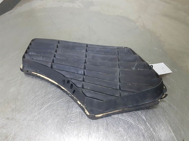 Atlas AR70 - Engine hood/Motorhaube/Luchtrooster - Рама/ Шасі в категорії Будівельна техніка: фото 4 Atlas AR70 - Engine hood/Motorhaube/Luchtrooster - Рама/ Шасі в категорії Будівельна техніка: фото 4