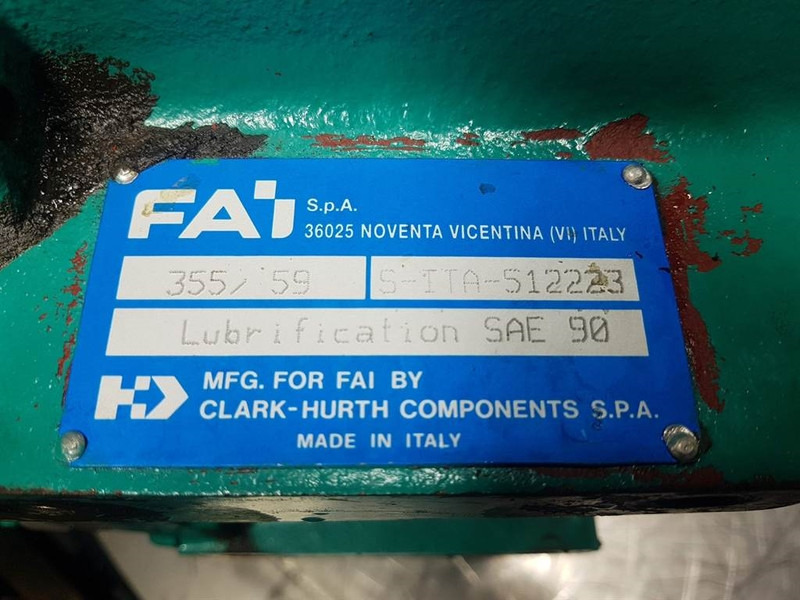 CLARK-HURTH 355/59 - Komatsu PW75 - Transmission/Getriebe - Коробка передач та запчастини в категорії Будівельна техніка: фото 3 CLARK-HURTH 355/59 - Komatsu PW75 - Transmission/Getriebe - Коробка передач та запчастини в категорії Будівельна техніка: фото 3