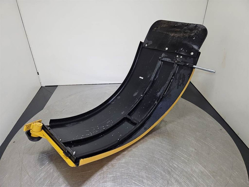 Cat 924-219-6911-Mud guard/Kotfluegel/Spatbord - Рама/ Шасі в категорії Будівельна техніка: фото 3 Cat 924-219-6911-Mud guard/Kotfluegel/Spatbord - Рама/ Шасі в категорії Будівельна техніка: фото 3
