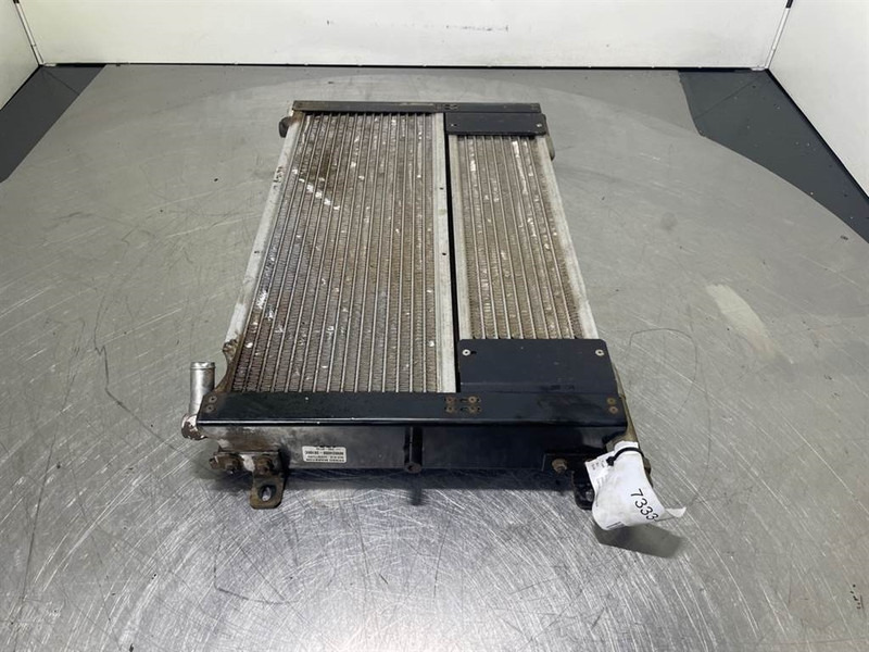 Cat 924G-239-6770-Cooler/Kühler/Koeler - Двигун в категорії Будівельна техніка: фото 2 Cat 924G-239-6770-Cooler/Kühler/Koeler - Двигун в категорії Будівельна техніка: фото 2