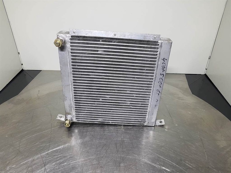 Demag SC30DS-Cooler/Kühler/Koeler - Двигун та запчастини в категорії Будівельна техніка: фото 1 Demag SC30DS-Cooler/Kühler/Koeler - Двигун та запчастини в категорії Будівельна техніка: фото 1