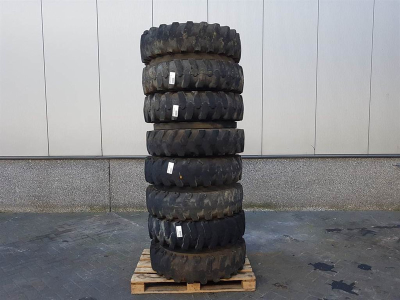 Furukawa W725LS-10.00-20-Tire/Reifen/Band - Шини і диски в категорії Будівельна техніка: фото 1 Furukawa W725LS-10.00-20-Tire/Reifen/Band - Шини і диски в категорії Будівельна техніка: фото 1