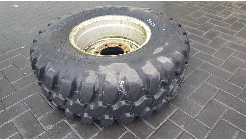 Goodyear 340/80-R18 IND - Tyre/Reifen/Band - Шини і диски в категорії Будівельна техніка: фото 1 Goodyear 340/80-R18 IND - Tyre/Reifen/Band - Шини і диски в категорії Будівельна техніка: фото 1