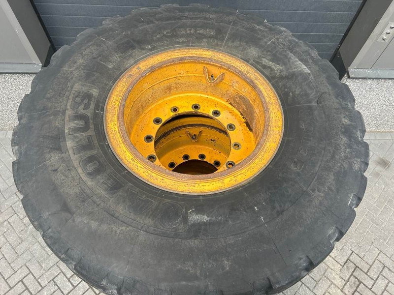 Hyundai HL757-Aeolus 20.5R25 (525/80R25)-Tire/Reifen/Band - Шини і диски в категорії Будівельна техніка: фото 2 Hyundai HL757-Aeolus 20.5R25 (525/80R25)-Tire/Reifen/Band - Шини і диски в категорії Будівельна техніка: фото 2