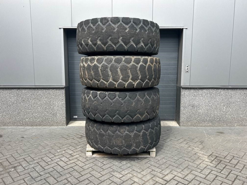 Hyundai HL757-Aeolus 20.5R25 (525/80R25)-Tire/Reifen/Band - Шини і диски в категорії Будівельна техніка: фото 1 Hyundai HL757-Aeolus 20.5R25 (525/80R25)-Tire/Reifen/Band - Шини і диски в категорії Будівельна техніка: фото 1