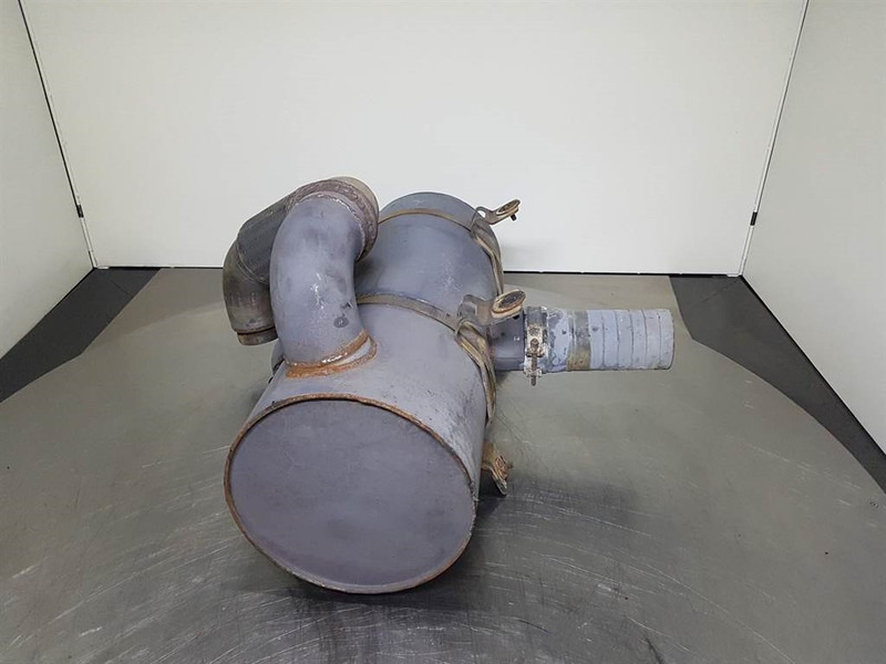 JCB 426E AGRI HT - Exhaust/Auspuff/Uitlaat - Двигун в категорії Будівельна техніка: фото 3 JCB 426E AGRI HT - Exhaust/Auspuff/Uitlaat - Двигун в категорії Будівельна техніка: фото 3