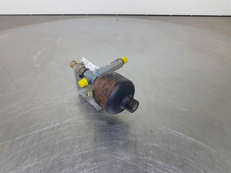 JCB 426E AGRI HT-Hydac SBO100-0,24E1/663U-Accumulator - Гідравліка в категорії Будівельна техніка: фото 2 JCB 426E AGRI HT-Hydac SBO100-0,24E1/663U-Accumulator - Гідравліка в категорії Будівельна техніка: фото 2