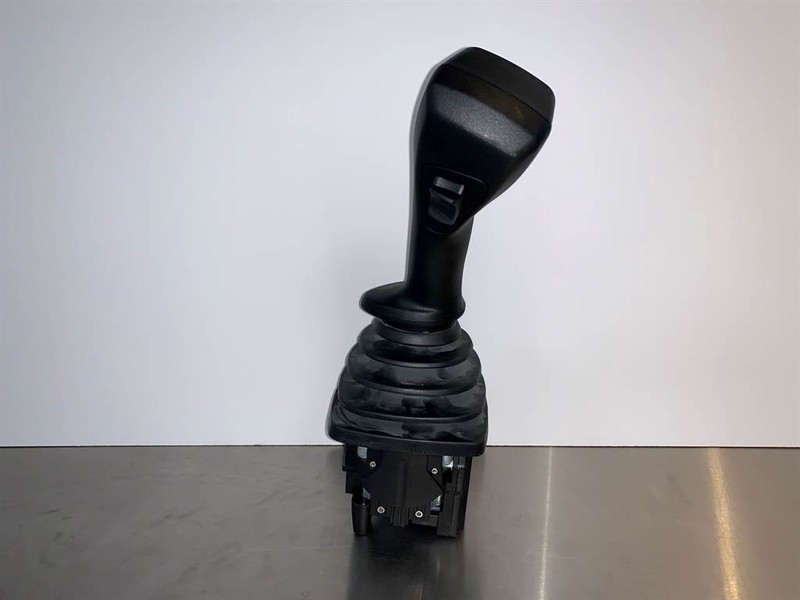 JLG 3006H-Elobau-J4F6ASS00GA0051F-Joystick/Steuergriff - Електрична система в категорії Будівельна техніка: фото 3 JLG 3006H-Elobau-J4F6ASS00GA0051F-Joystick/Steuergriff - Електрична система в категорії Будівельна техніка: фото 3