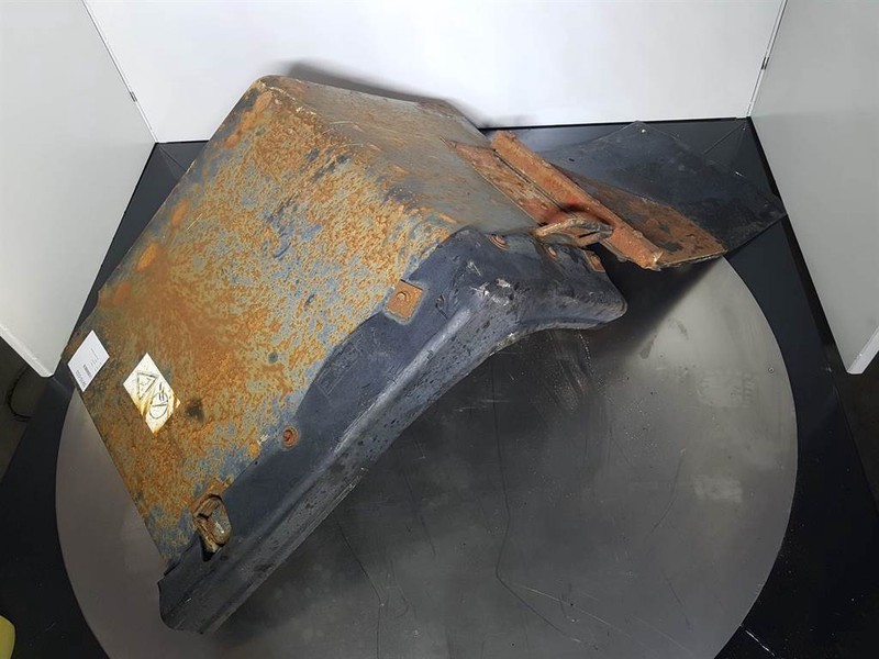 Komatsu WA 320 - 5H - Fender/Kotflügel/Spatbord - Крило в категорії Будівельна техніка: фото 3 Komatsu WA 320 - 5H - Fender/Kotflügel/Spatbord - Крило в категорії Будівельна техніка: фото 3