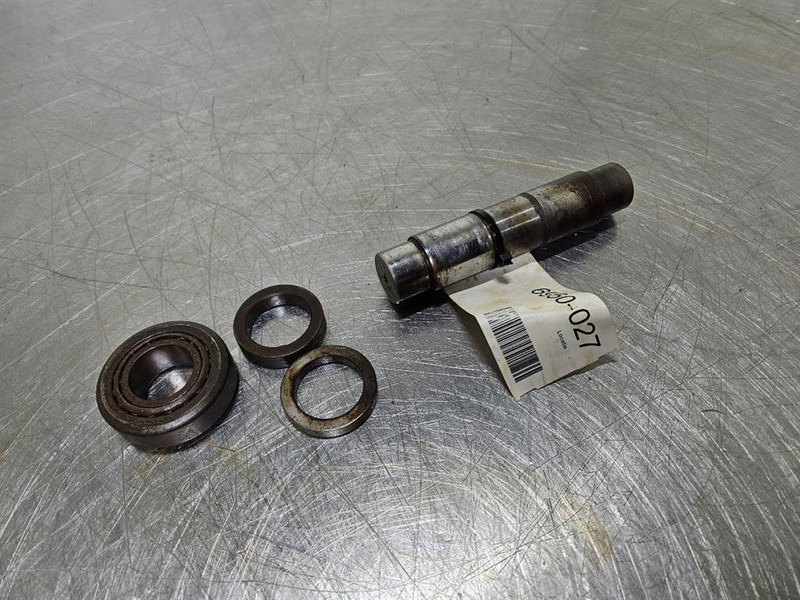 Kramer 512-Steering pivot pin/Achsschenkelbolzen/Fuseepen - Вісь та запчастини в категорії Будівельна техніка: фото 3 Kramer 512-Steering pivot pin/Achsschenkelbolzen/Fuseepen - Вісь та запчастини в категорії Будівельна техніка: фото 3