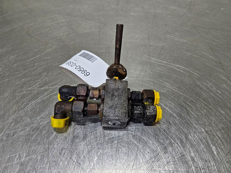 Kramer 512SL-Pister BKH-10L-Ball valve/Kugelhahn - Гідравліка в категорії Будівельна техніка: фото 1 Kramer 512SL-Pister BKH-10L-Ball valve/Kugelhahn - Гідравліка в категорії Будівельна техніка: фото 1