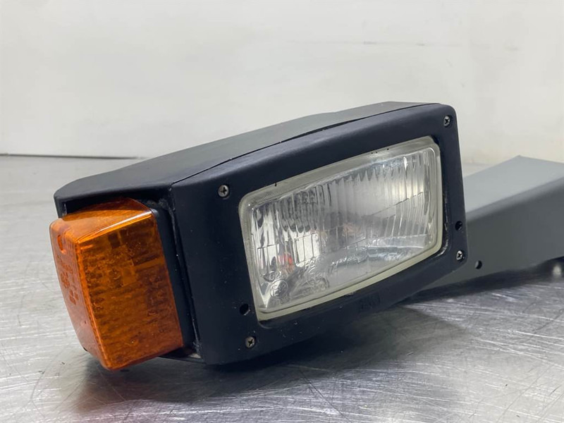 Liebherr L514 Speeder-6905527-Light/Leuchte/Verlichting - Електрична система в категорії Будівельна техніка: фото 3 Liebherr L514 Speeder-6905527-Light/Leuchte/Verlichting - Електрична система в категорії Будівельна техніка: фото 3