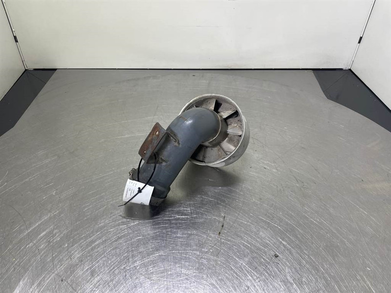 Liebherr L514 Speeder-9608968-Intake pipe/Ansaugrohr - Двигун в категорії Будівельна техніка: фото 2 Liebherr L514 Speeder-9608968-Intake pipe/Ansaugrohr - Двигун в категорії Будівельна техніка: фото 2