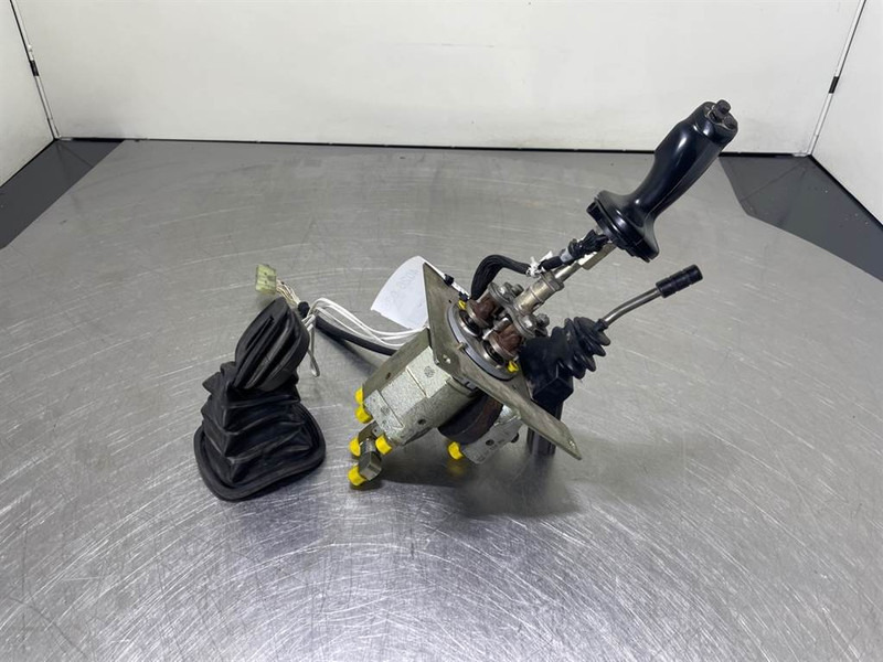 Liebherr L514 Speeder-9841474/5716042-Joystick/Steuergriff - Електрична система в категорії Будівельна техніка: фото 1 Liebherr L514 Speeder-9841474/5716042-Joystick/Steuergriff - Електрична система в категорії Будівельна техніка: фото 1