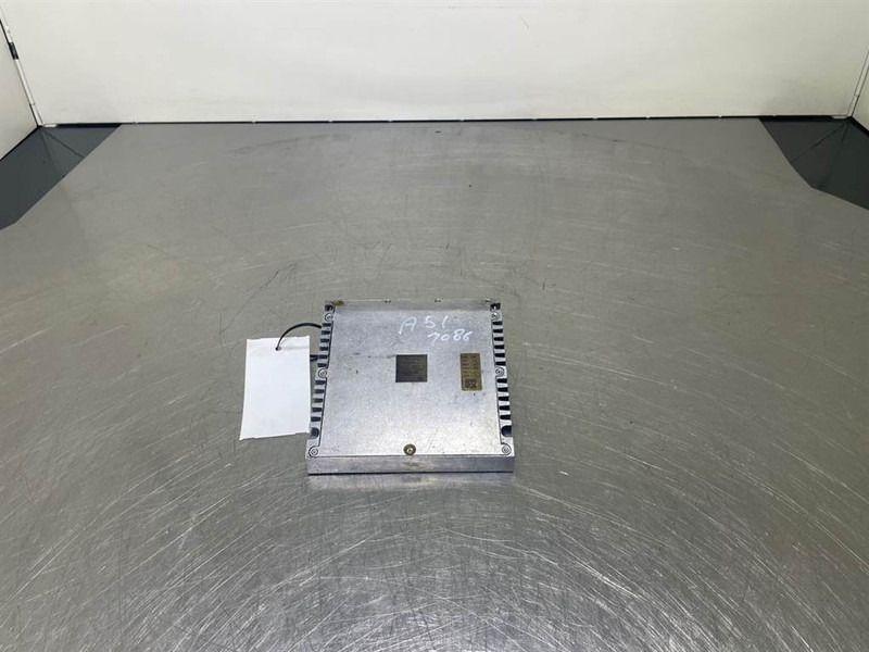 Liebherr LH24M-10685054-PME1-BMK A51-ECU/Control box - Електрична система в категорії Будівельна техніка: фото 2 Liebherr LH24M-10685054-PME1-BMK A51-ECU/Control box - Електрична система в категорії Будівельна техніка: фото 2