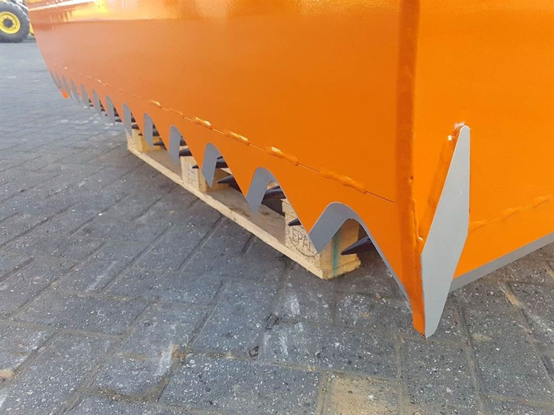 MAMMUT SC195M - Silage cutter/Silageschneider/Kuilhapper - Техніка для силосу: фото 5 MAMMUT SC195M - Silage cutter/Silageschneider/Kuilhapper - Техніка для силосу: фото 5