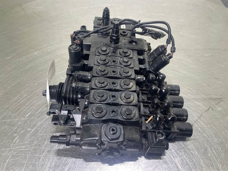 Manitou MT1440/1840-52536573-Valve/Ventile/Ventiel - Гідравліка в категорії Будівельна техніка: фото 2 Manitou MT1440/1840-52536573-Valve/Ventile/Ventiel - Гідравліка в категорії Будівельна техніка: фото 2