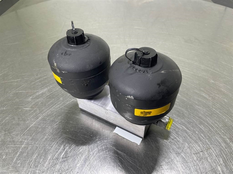 Mecalac 12MTX-4108214A-Stabilising module - Гідравліка в категорії Будівельна техніка: фото 4 Mecalac 12MTX-4108214A-Stabilising module - Гідравліка в категорії Будівельна техніка: фото 4