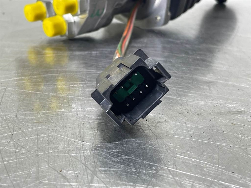 Електрична система в категорії Будівельна техніка Mecalac 12MTX-5360463-Joystick/Steuergriff: фото 8 Електрична система в категорії Будівельна техніка Mecalac 12MTX-5360463-Joystick/Steuergriff: фото 8