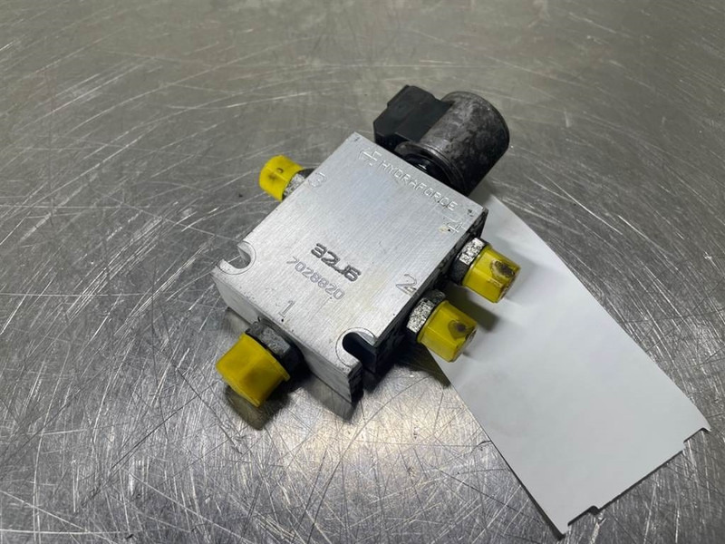 Mecalac 12MTX-6090339-Hydraforce 7028820-4/2 Valve - Гідравліка в категорії Будівельна техніка: фото 1 Mecalac 12MTX-6090339-Hydraforce 7028820-4/2 Valve - Гідравліка в категорії Будівельна техніка: фото 1